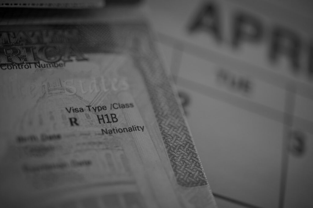 Close up visa type H-1B